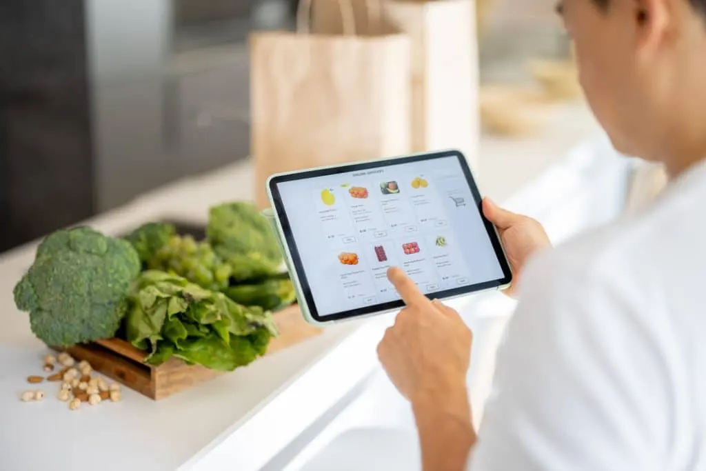 Découvrez dès maintenant la meilleure solution de dropshipping pour 2024 : Dropizi ou Shopify ?